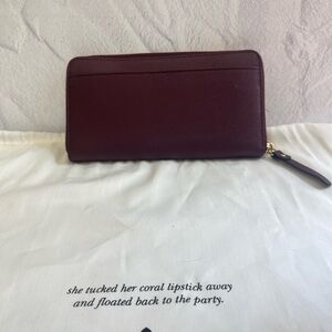 Kate Spade Hand wallet